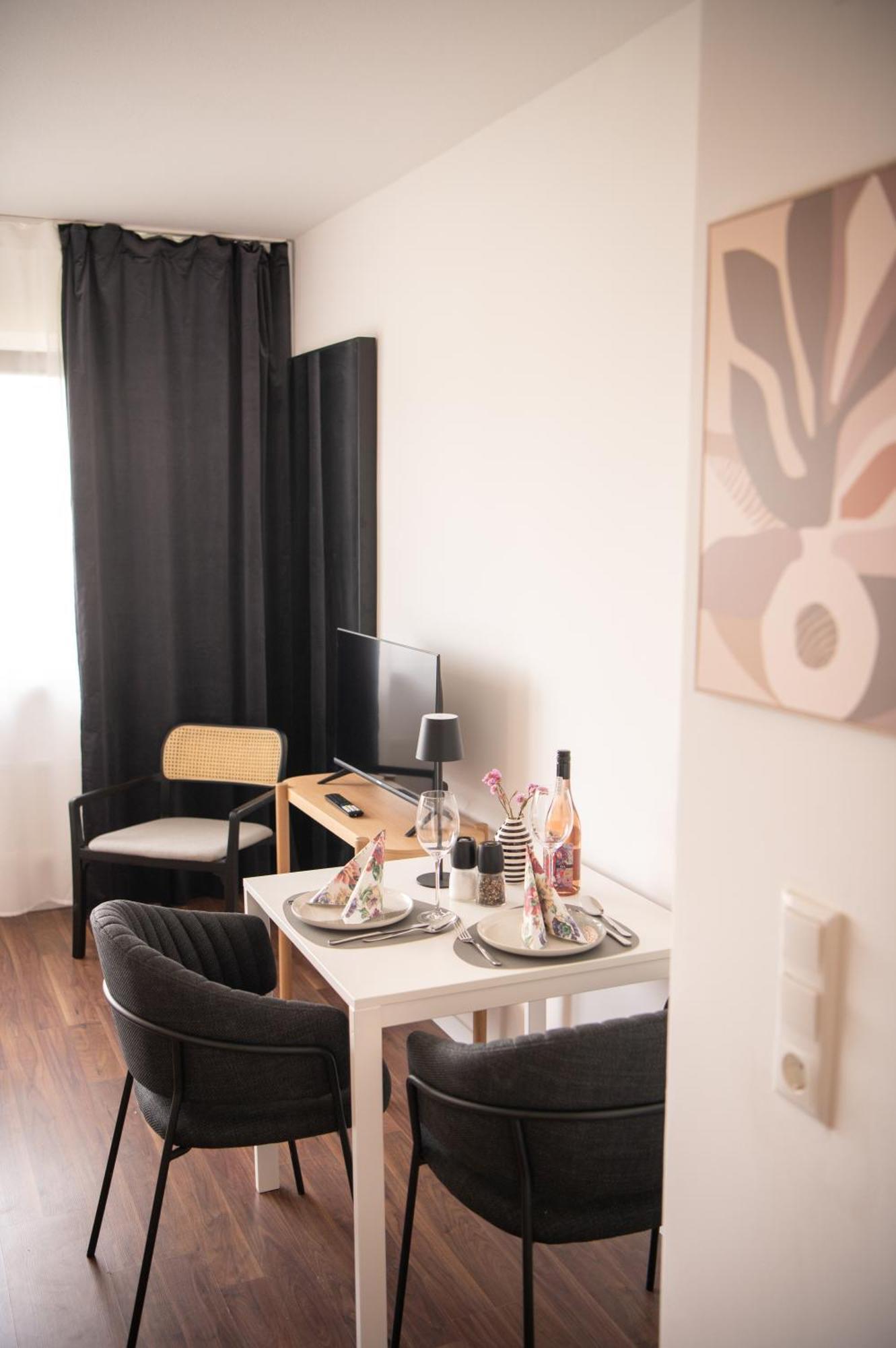 Apartments Strauss Near Bs-Hauptbahnhof Braunschweig Eksteriør bilde